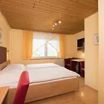 Kaerntner Stubn Hotel 3*