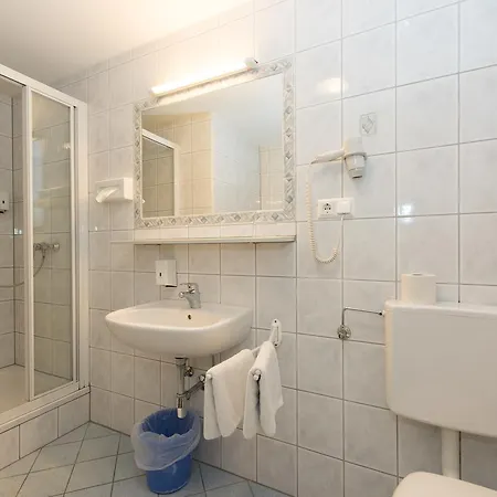 Kaerntner Stubn Hotel 3*