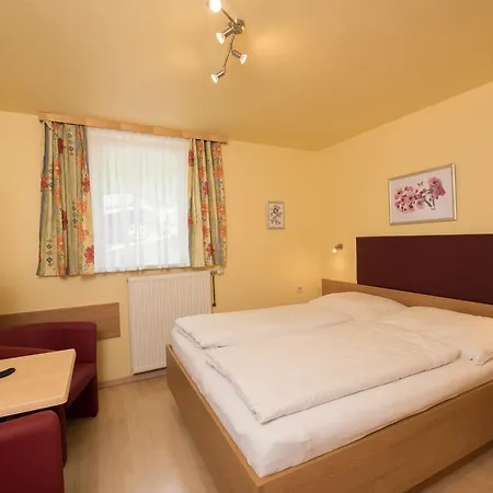 Hotel Kaerntner Stubn 3*